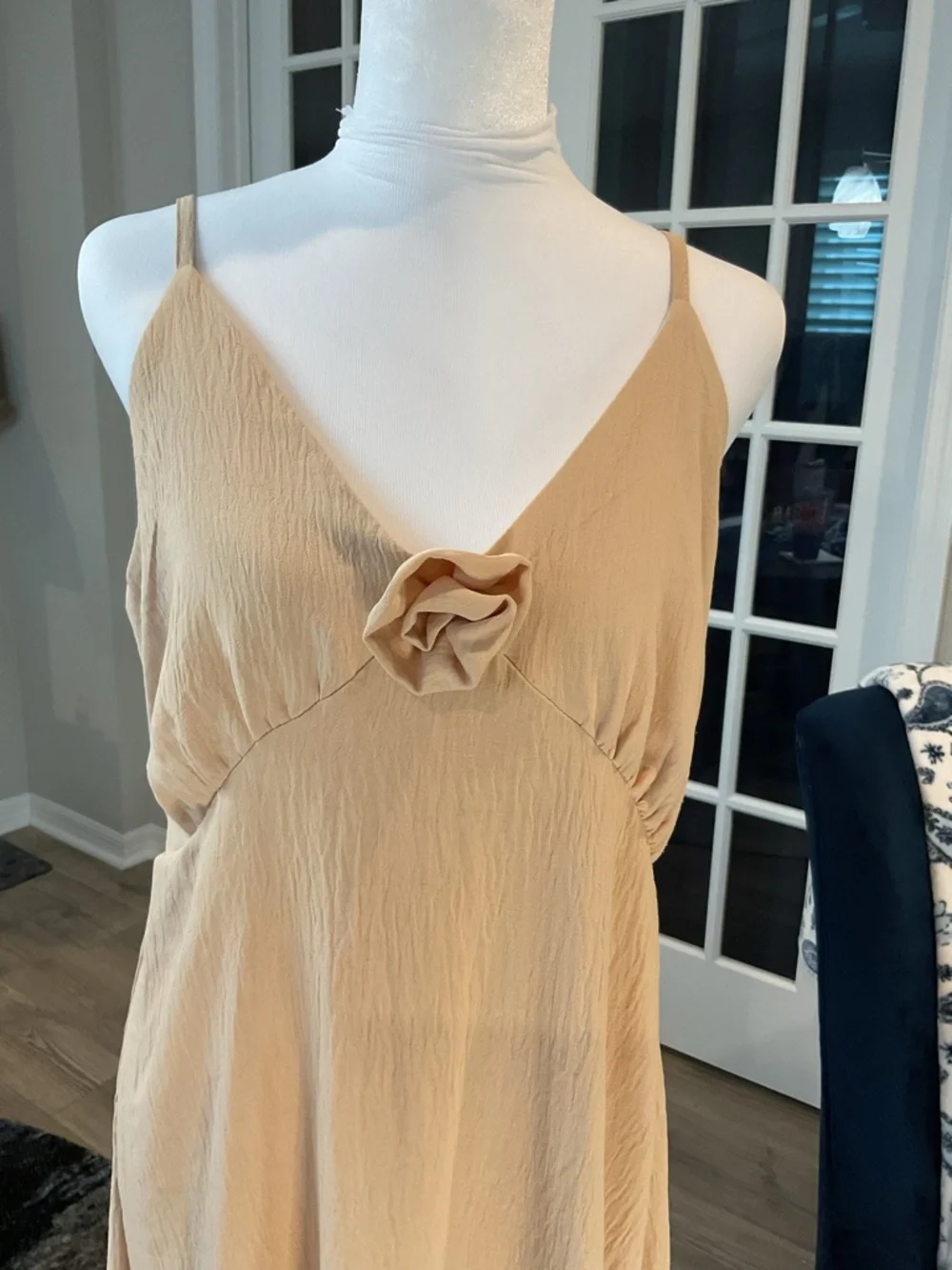 NWT New Fashion Rosette Slip Maxi Dress Smocked Back in Off-White - Size 3X - Picture 8 of 11